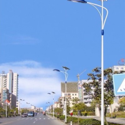 甘肅太陽能路燈廠家_河南太陽能路燈廠家星月照明