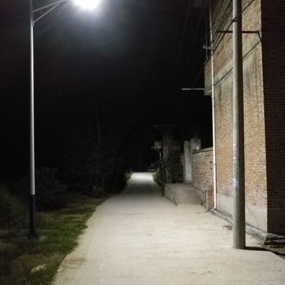 河北保定徐水太陽能路燈廠鴻泰HT-F40W太陽能路燈LED路燈風光互補一體化太陽能路燈家用光伏路燈光伏照明太陽能燈
