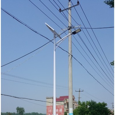 **太陽能路燈棗莊鋰電太陽能路燈太陽能一體燈山東太陽能路燈生產(chǎn)廠家