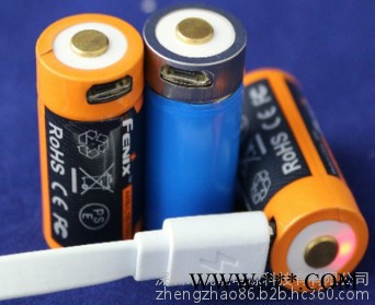 16340鋰電池 3.7V USB充電口 迷你型手電筒鋰電池   玩具鋰電池