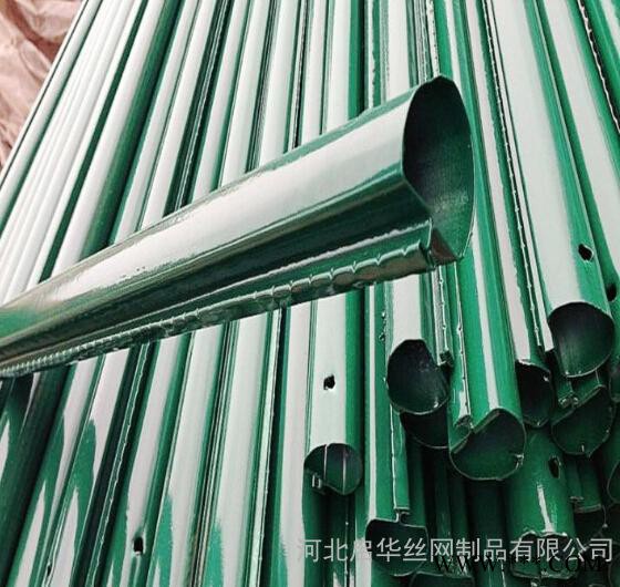 啟華 光伏電站圍欄網   圈山護欄網   綠化護欄網   荷蘭網廠家   護欄網廠家   焊接鐵絲網   **隔離柵
