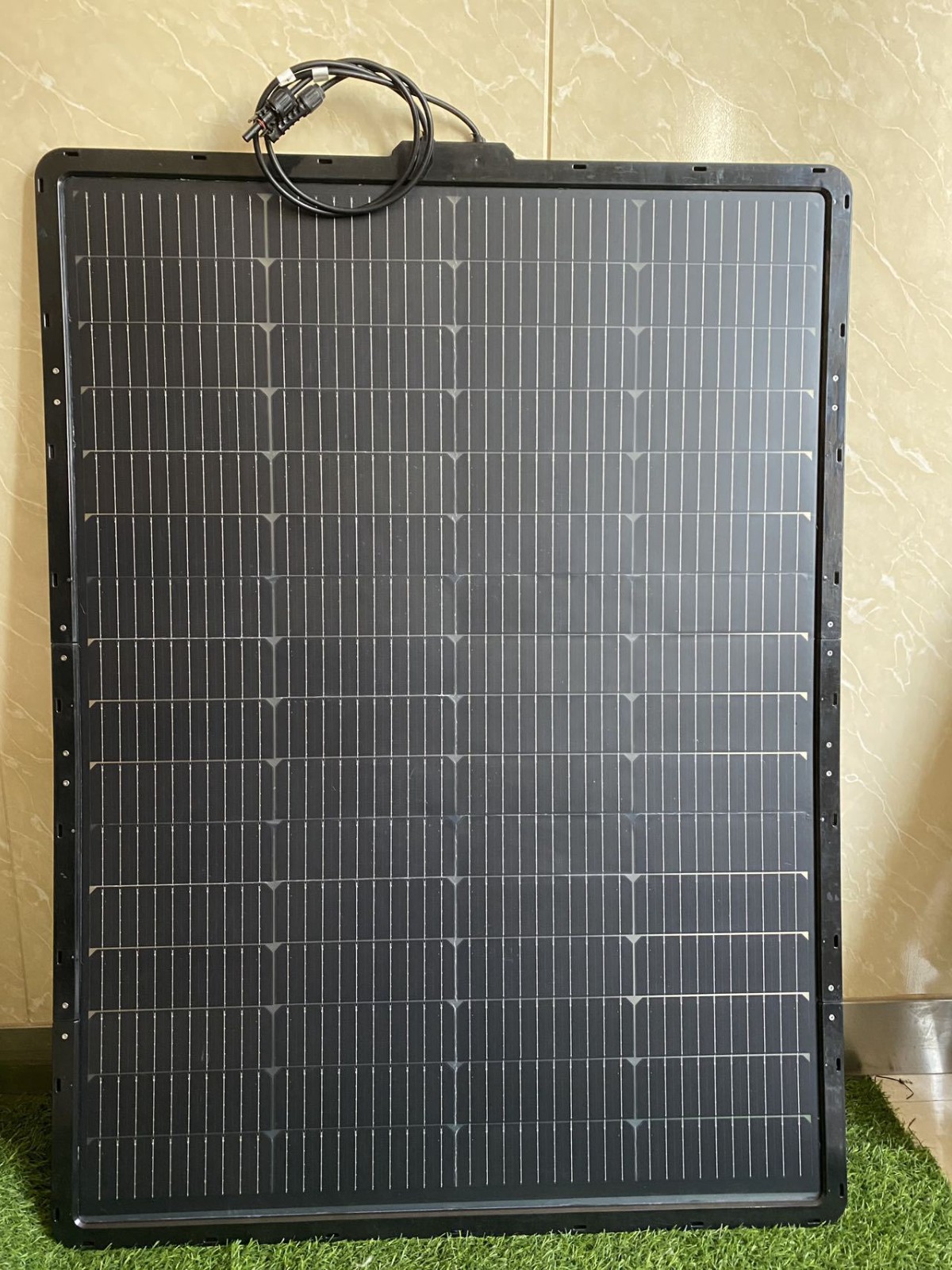 150W半柔性太陽能光伏板陽臺(tái)圍欄輕質(zhì)組件單晶硅充電板組件
