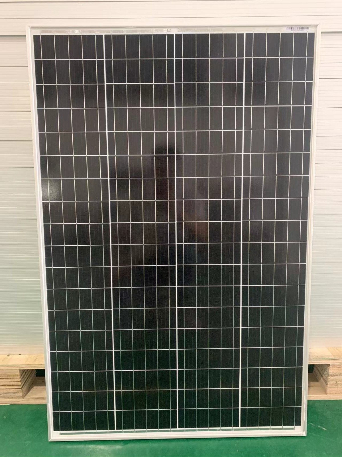 廠家供應太陽能光伏電池板充電板單晶硅多晶硅太陽能電池板批發