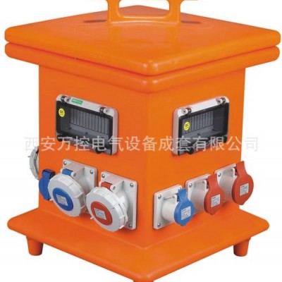 舞臺專用電源箱、專業(yè)燈光配電箱，插座箱、工業(yè)插頭、插座。